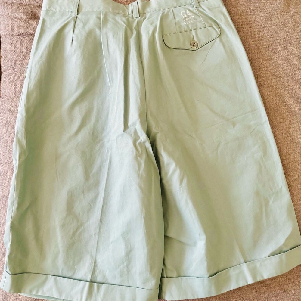 NWOT Giorgio Armani Golf Size EU 46 / Women’s XS Safe Green Trouser Front Shorts - Picture 7 of 12